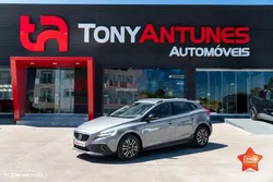 Volvo V40 Cross Country 2.0 D3 Momentum
