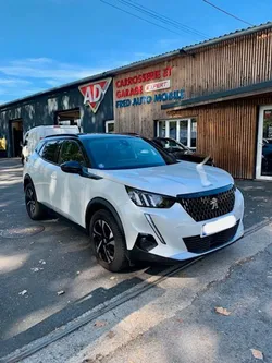 PEUGEOT 2008 gt line 130 ch