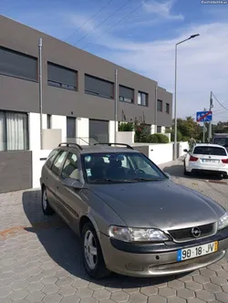 Opel Vectra 1.6 16v ecotec