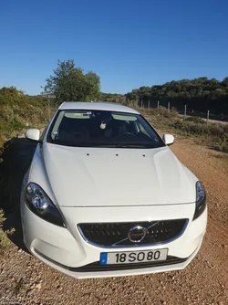 Volvo V40 D2