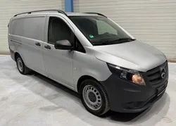 1er main Mercedes Vito 114 cdi moteur Mercedes 140ch bv6 long PDC double portes latéral