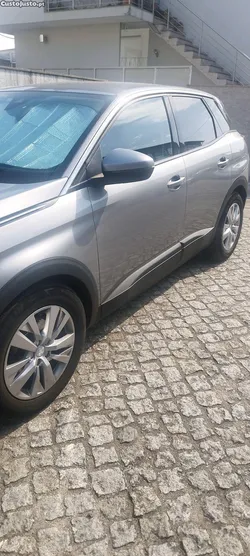 Peugeot 3008 1.6 HDI 120cv Active