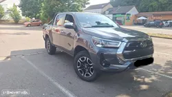 Toyota Hilux 2.4 D-4D 4WD CD CM