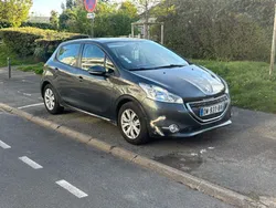Peugeot 208 1.2 82 chevaux active