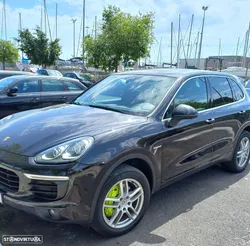 Porsche Cayenne S Hybrid