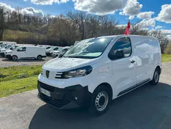 PEUGEOT EXPERT NOUVEAU MODELE HDI 120Cv BOITE 6V 11/2024 144500Kms 1ERE MAIN 16580Ht