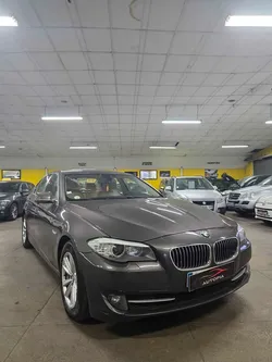 BMW Série 5 520D F10 184CH BVA8 PACK CONFORT A GPS xénon très bon état