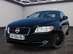 Volvo S80 Berline D5 Summum AWD Geartronic 215 CV Xénon Directionnels Cuir Régulateur