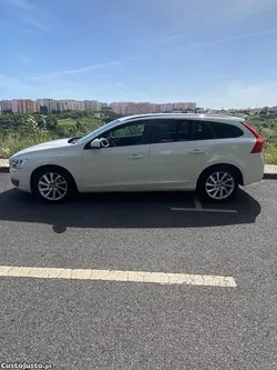 Volvo V60 Momentum