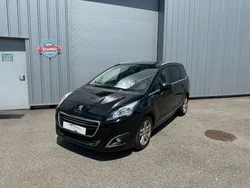 Peugeot 5008 1.6 Blue-HDi 120 ch Allure / 7 places / Kit distribution neuf