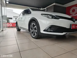 Toyota Auris Touring Sports 1.8 HSD Comfort+P.Sport