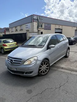 Mercedes Classe B NON ROULANTE – À RÉPARER VENDUE EN L’ÉTAT – À RÉPARER – VENDUE EN L’ÉTAT