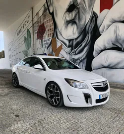 Opel Insignia OPC ,2.8 , MANUAL, 325 CV COMO NOVO