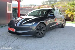 Tesla Model 3 Tração Traseira
