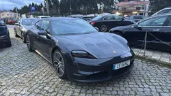 Porsche Taycan 4S