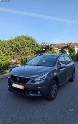 Peugeot 2008 1.2 PureTech