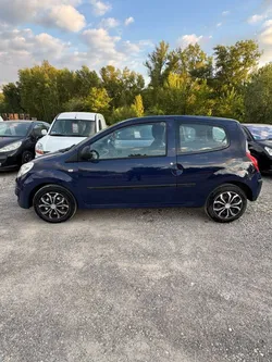 Renault twingo 2 1.2 60 ch essence