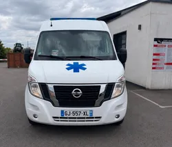Nissan Interstar L2H2 Ambulance Les Dauphins Type B - EN1789