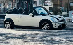 MINI Cabrio Cooper S
