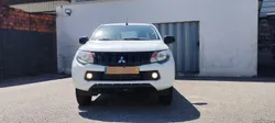 Mitsubishi L200 3 Lugares 4x4