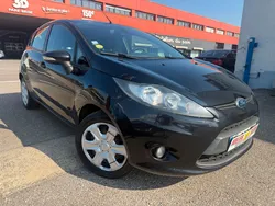 FORD Fiesta V 1.4 TDCi 70ch FAP Ghia 5p