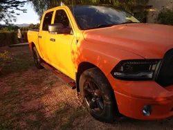 DODGE RAM 1500 SLT V8 HEMI 5.7L – 2022 – 32300 km – État neuf