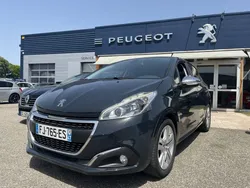 Peugeot 208 Puretech 82 Signature