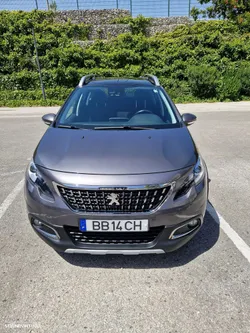 Peugeot 2008 PureTech 110 GPF Stop&Start EAT6 Allure