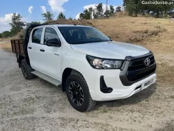 Toyota Hilux 2.4 D-4D 4WD CD CM