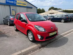 Renault TWINGO II 1.2 i 16V 75 CV