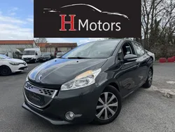 PEUGEOT 208 5 Portes 1.4 e-HDi Blue 68 cv Boîte auto / DIESEL
