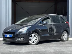 PEUGEOT 5008 2.0l HDi - 150ch - 7pl Allure Phase 1