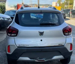 Dacia Spring Essential