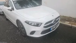 Mercedes-Benz A 250 A250e Plug-in