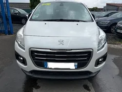 PEUGEOT 3008 1.6 HDI 120 ch BUSINESS PACK GPS RADAR CLIM AUTO CARNET