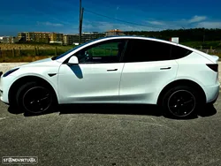 Tesla Model Y Long Range Dual Motor AWD