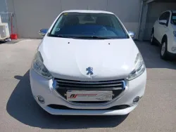 Peugeot 208 1.6e-HDi Allure