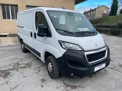 PEUGEOT BOXER II (2) FOURGON TOLE 2.2 BLUEHDI 140 PRO 333 L1H1 Caractéristiques PEUGEOT BOXER II (2) FOURGON TOLE 2.2 BLUEHDI 140 PRO 333 L1H1