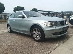 BMW SERIE 1 120i 170 cv / CLIM AUTO BI ZONE / RADAR AR / GPS / BOITE 6 / CARNET D'ENTRETIEN DISPONIBLE