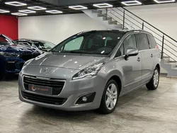 Peugeot 5008 Allure 2.0 BlueHDi 16V S&S 150 cv / Phase II / Toit Panoramique / Camera / 7 Places