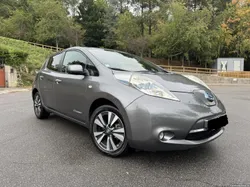 Nissan Leaf Tekna 30kw full extras