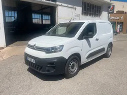 Berlingo 1.6 hdi 100 3 places 1ER MAIN