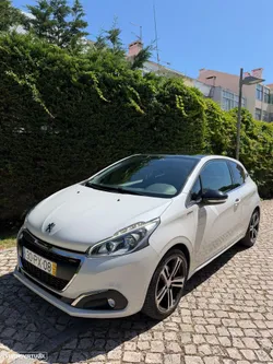 Peugeot 208 1.2 PureTech GT Line EAT6