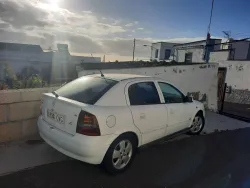 OPEL Astra 1.6 16v Edition