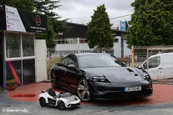 Porsche Taycan 4S