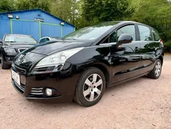 Peugeot 5008 1.6l hdi 110cv 7places finition confort 276.500kms 08/2010 clim automatique aide au stationnement régulateur de vitesse attelage