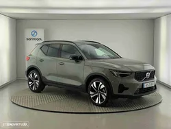 Volvo XC 40 2.0 B3 Plus Dark
