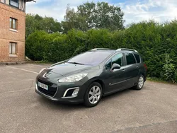 PEUGEOT 308 SW Garantie 12 mois, 7 places, (Financement possible) 1.6 e-HDi 115cv FAP Style