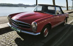 Mercedes-Benz 230 SL