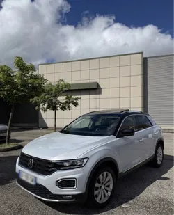 VOLKSWAGEN T-ROC 1.5 TSI Evo 150 Carat Exclusive / TOIT OUVRANT / SUIVI COMPLET